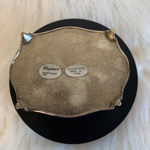 Vintage Elegant Silver and Black Decorative Box - Picture 6 of 6